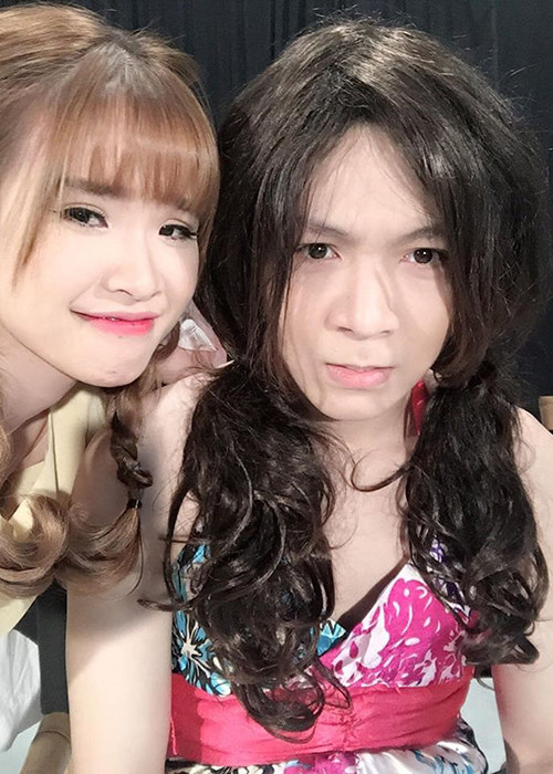 Mới đây, tại buổi họp fan, Kelvin Khánh gây bất ngờ khi cho biết anh chưa từng cầu hôn vợ.