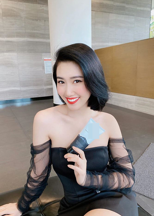 Theo Zing, Thúy Ngân đã từ chối nhiều lời tỏ tình trong năm 2019 vì muốn tập trung cho công việc.