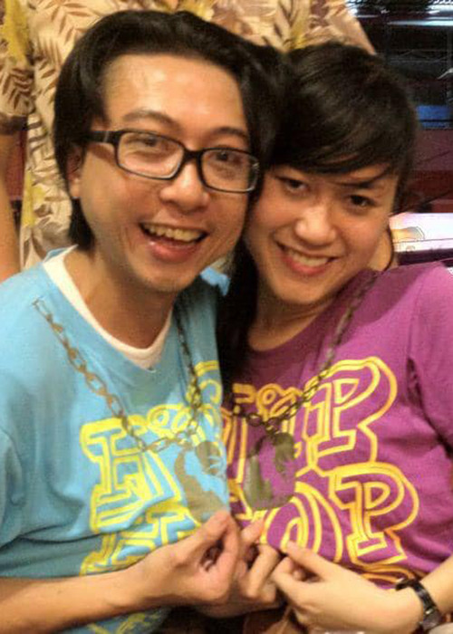 Ở tuổi 21, tình cũ của Anh Đức quyết định lấy chồng. Lúc đó, cô và Hứa Minh Đạt chỉ có hai bàn tay trắng.