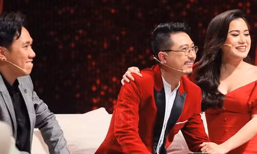 Sau khi chia tay Anh Đức, Lâm Vỹ Dạ hẹn hò Hứa Minh Đạt - thần tượng của nữ diễn viên.