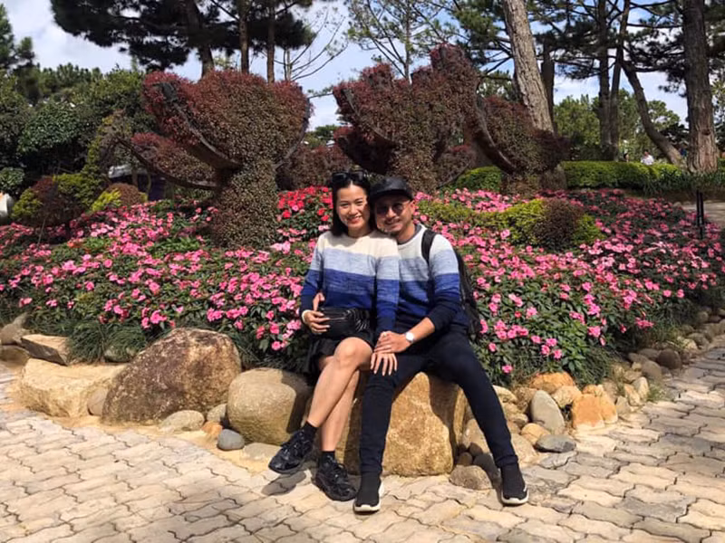 Lâm Vỹ Dạ từng cho biết Hứa Minh Đạt luôn hỗ trợ trong việc chăm sóc con để cô yên tâm đi diễn.