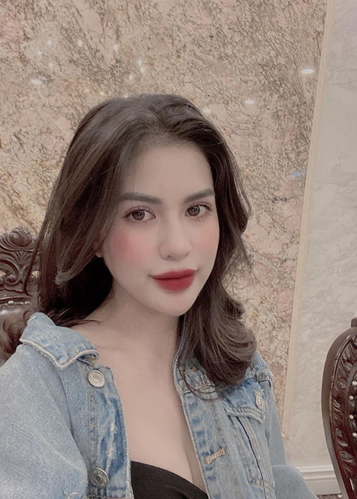 Nhan sắc của Trần Hương sau khi ly hôn ngày càng mặn mà.