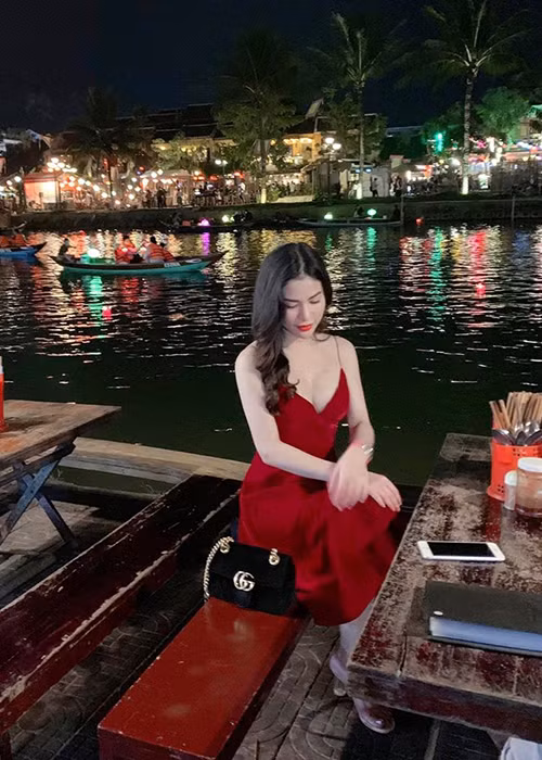 Trần Hương và Việt Anh giữ mối quan hệ bình thường sau khi ly hôn.