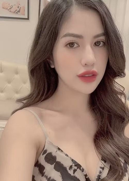 Vợ cũ của nam diễn viên phim "Người phán xử" cho biết, cô rất sợ hôn nhân vì ám ảnh người trăng hoa.