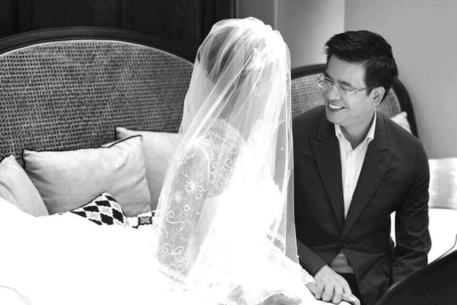 Quang Minh là BTV nổi tiếng tài năng của nhà đài. Anh từng là gương mặt quen thuộc trên sóng thời sự VTV nhiều năm. Ngoài ra, BTV sinh năm 1976 cũng từng ghi dấu ấn với khán giả truyền hình trong vai trò MC dẫn dắt các chương trình như "Chào buổi sáng", đảm nhận chuyên mục "Thời sự và hội nhập"...