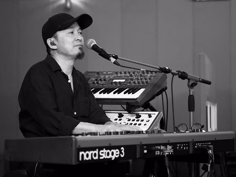 Nam nhạc sĩ kín tiếng về đời tư nhưng thoải mái nói về công việc.