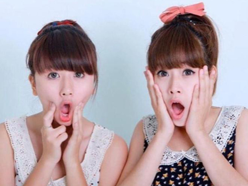  Chi Pu và Quỳnh Anh Shyn vừa vướng nghi vấn "nghỉ chơi" sau khi Quỳnh Anh Shyn bị phát hiện bỏ theo dõi trang cá nhân của Chi Pu đồng thời mượn status cũ của Gil Lê từng bị nghi "đá xéo" Chi Pu.