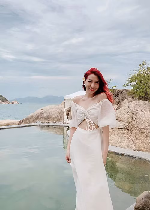 Cùng với Cara, Kiều Ly cũng nhận được sự chú ý của nhiều cư dân mạng khi tham gia "Người ấy là ai" mùa 3.