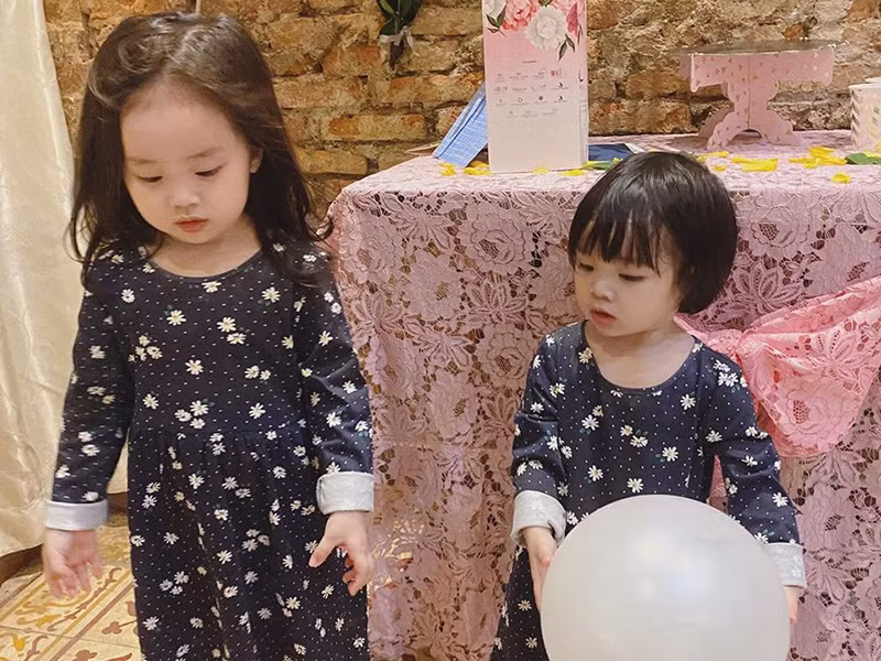 Khi vướng tin đồn hôn nhân rạn nứt, Bảo Ngọc từng chia sẻ con gái là động lực giúp cô vượt qua khó khăn.