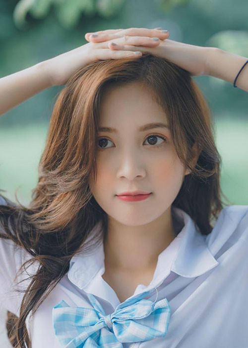 9X xinh đẹp đúng chuẩn hot girl.