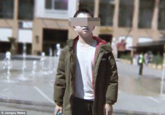 Nhung vu an kinh hoang khi nguoi tre nghien game online-Hinh-2