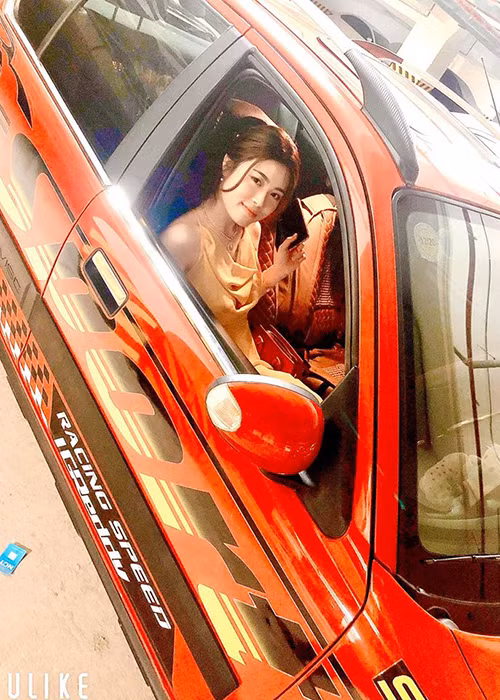 Cô không ngại thừa nhận cả hai sống thử một năm rồi làm đám cưới.