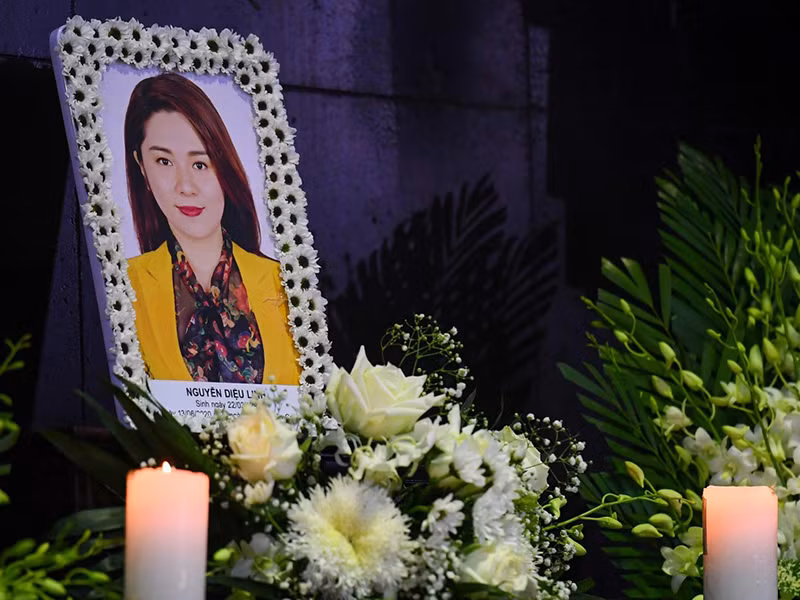 Gia dinh, dong nghiep dau xot tien dua MC Dieu Linh