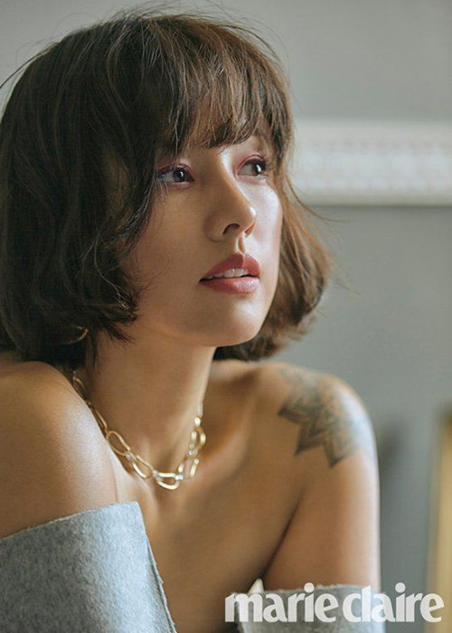 Ở tuổi 41, nữ hoàng Kpop vẫn đẹp mặn mà.