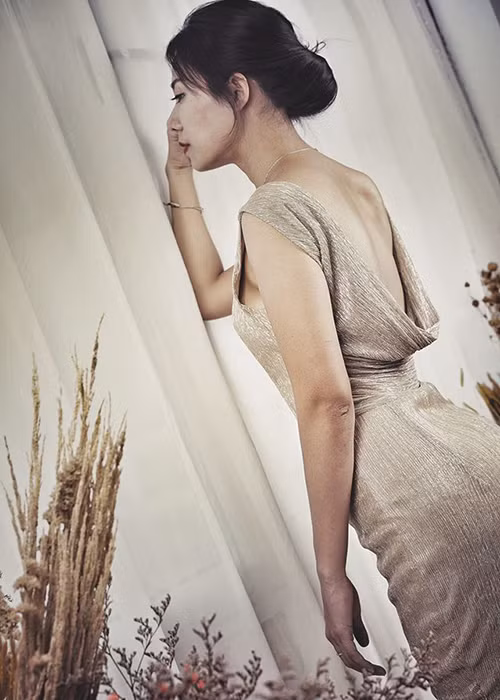 Khuất Quỳnh Hoa thường đóng những vai diễn khắc khổ, éo le.