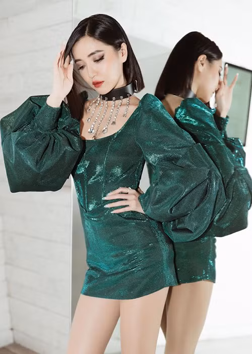 Me man ve dep nuot na goi cam cua Bich Phuong sau dao keo