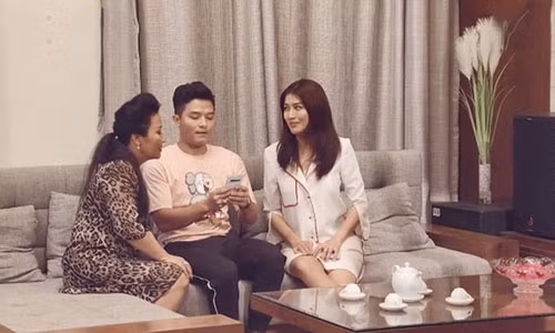 Thay mam com o cu cua toi, me chong noi gian dung dung