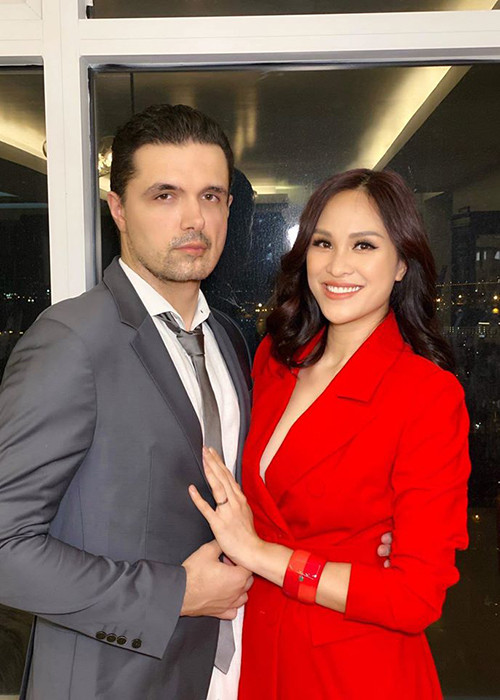 Phương Mai khẳng định ông xã không phải là đại gia hay "rich kid". Anh sống vô cùng bình dị.