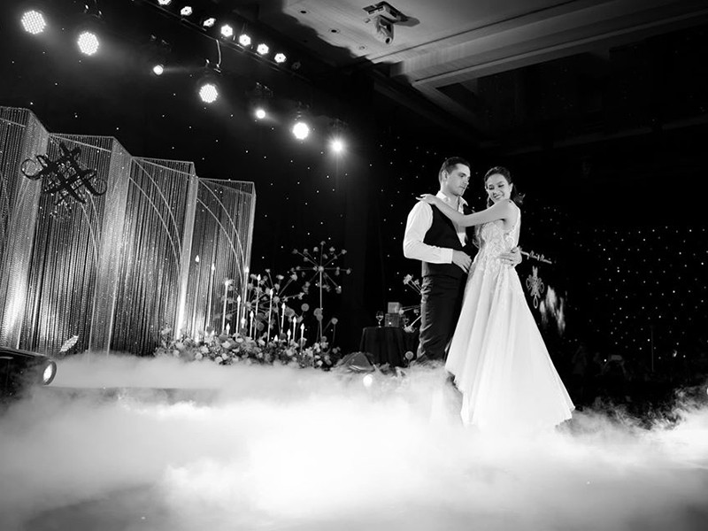 Tháng 6/2019, MC Phương Mai tổ chức hôn lễ với doanh nhân người Hà Lan tên Marcin sau thời gian bí mật hẹn hò.