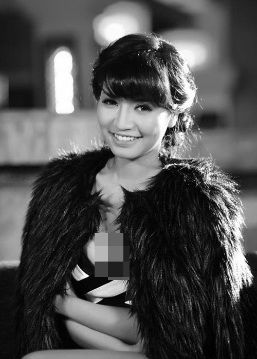 Nữ ca sĩ quyết định sửa cằm và mũi để trở nên xinh đẹp hơn. Ảnh: FBNV