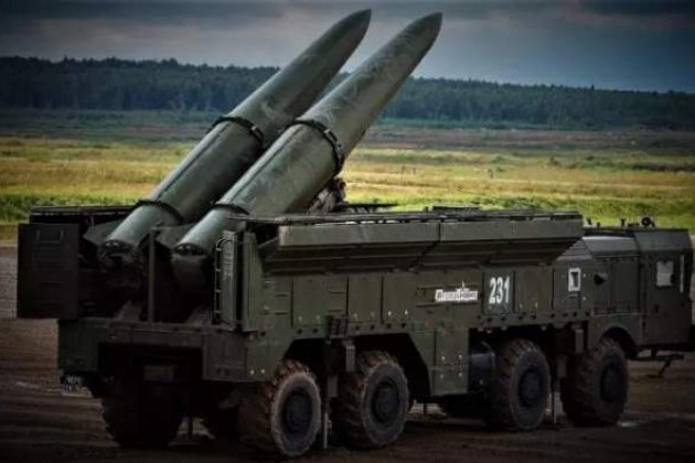 Đối với các máy bay chiến đấu Su-30SM cũng như tên lửa đạn đạo Iskander-E, chúng hoàn toàn không tham chiến, tiêm kích đơn giản là không có tên lửa để tấn công mục tiêu mặt đất (Armenia đã không mua chúng), và vì chi phí cao khiến Yerevan đơn giản là không muốn sử dụng Iskander.