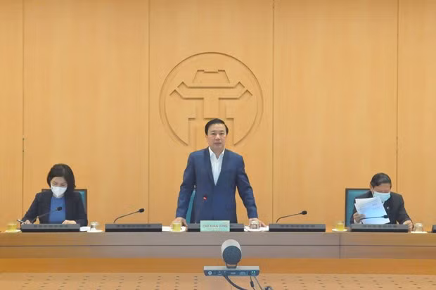 Ha Noi: Ca phe, hang quan trong nha duoc mo cua lai tu 0h ngay 2/3