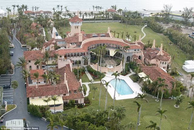 Chiem nguong dinh thu 200 trieu USD Tong thong Trump tiep khach quy