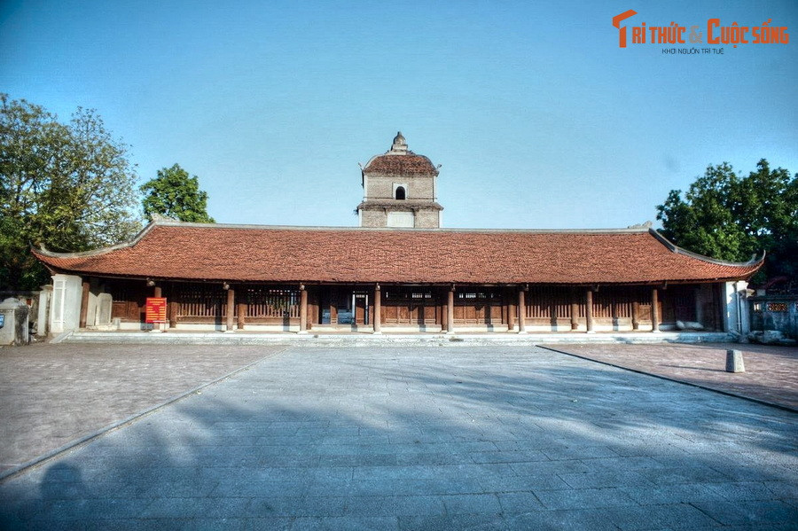 Theo TS Tạ Đức Tú (ĐH Cần Thơ), “già lam” là tên gọi tắt của “Tăng già lam ma” - phiên âm Hán Việt của từ tiếng Phạn “Sangharama”. Trong từ này, “Sangha” hay “Tăng già” là một nhóm tăng nhân đi hoằng pháp, thường từ bốn người trở lên. Ảnh: Chùa Dâu ở Bắc Ninh.