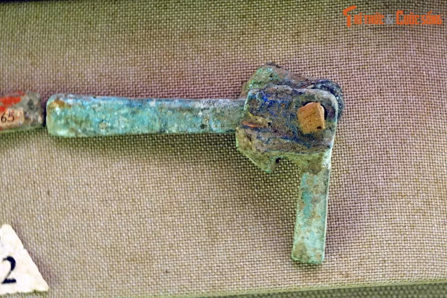 Những bằng chứng nêu trên cho thấy truyền thuyết về nỏ thần của An Dương Vương có cốt lõi lịch sử chân thực, phá tan màn sương huyền thoại lâu nay bao phủ sự thật của lịch sử về thời đại An Dương Vương. (Bài viết có tham khảo tư liệu của nhà nghiên cứu Nguyễn Quốc Hữu, Bảo tàng Lịch sử quốc gia Việt Nam).