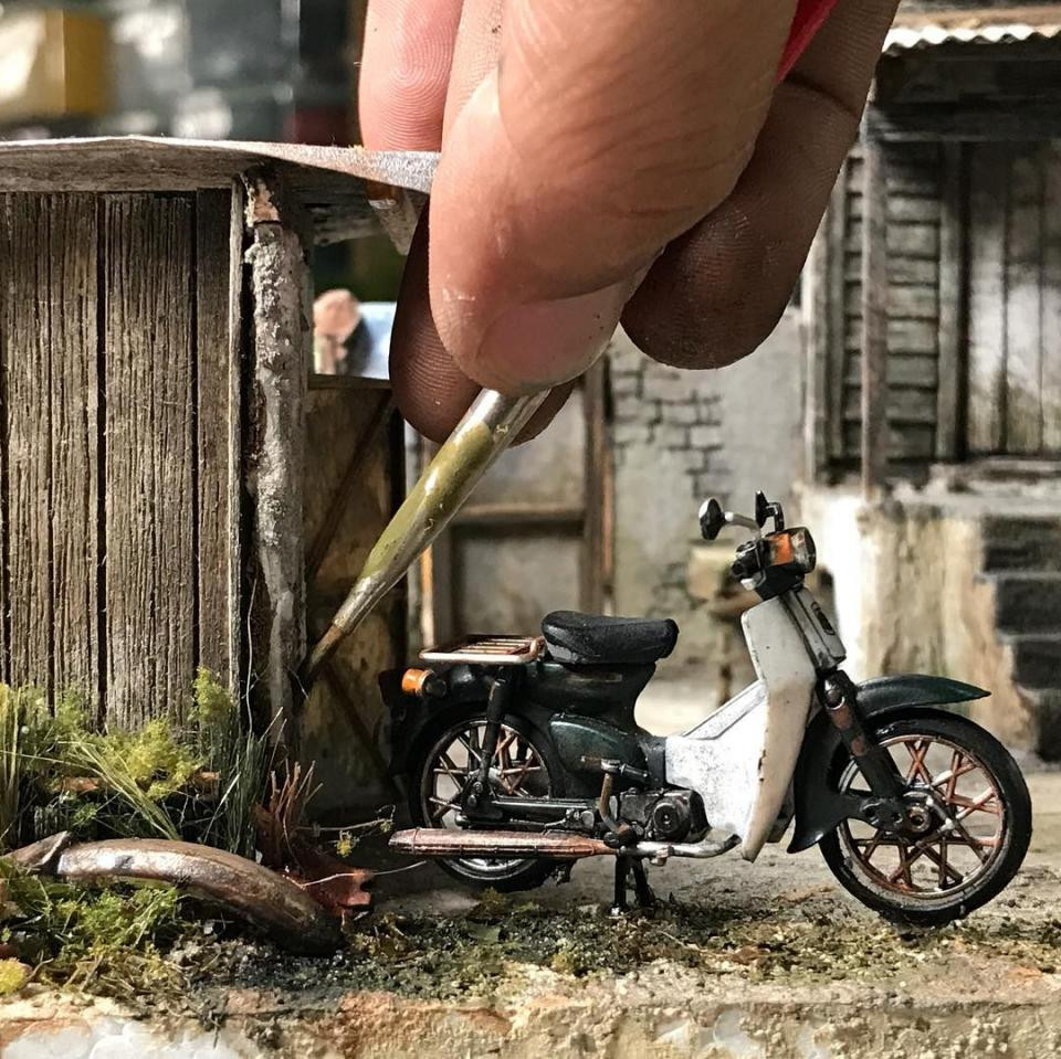 Từ những tác phẩm đầu tiên, ông đã nhận được rất nhiều phản hồi tích cực từ mọi người, trong đó có rất nhiều người sống xa quê hương và cả người nước ngoài tò mò về một Malaysia thu nhỏ.