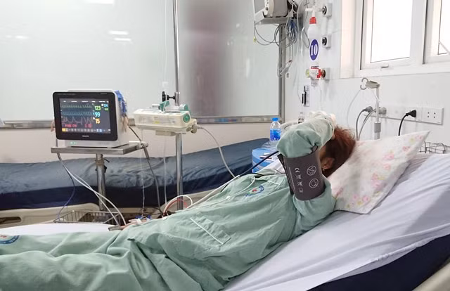 Ha Noi: Tiem thuoc lam trang da, mot phu nu suyt tu vong