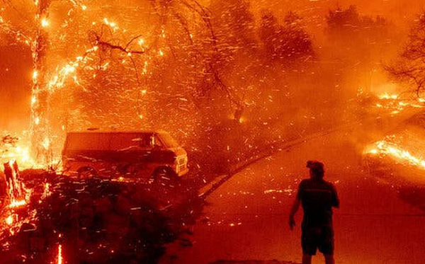 Nếu chúng ta không ngăn chặn được sự nóng lên toàn cầu, 500 năm tới và hơn thế nữa nhiệt độ sẽ hủy hoại Trái đất theo những cách thách thức khả năng duy trì sự tồn tại của con người. Mời các bạn xem video: Khung cảnh thiên nhiên tuyệt đẹp tại các quốc gia ít dân nhất thế giới. Nguồn: VTC.