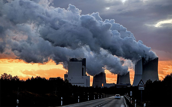 Thủ tướng Hy Lạp Kyriakos Mitsotakis, 53 tuổi, được đào tạo tại Harvard, đã biến hoạt động chống biến đổi khí hậu trở thành trọng tâm trong các hoạt động của chính quyền Hy Lạp trong nhiệm kỳ của mình.