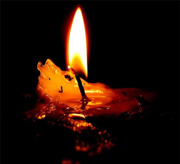 Thông thường người bệnh rơi vào trường hợp này thì khoảng hai tiếng đồng hồ sau sẽ tử vong. Hiện tượng này được ví với hình ảnh ngọn nến trước khi tắt hẳn thường bùng cháy mạnh nhất, tạo nên ngọn lửa cao nhất, sáng nhất.