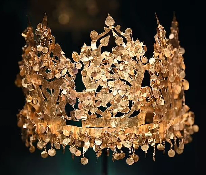 Taliban mặc dù không tiết lộ vị trí chính xác của Kho báu Bactrian, nhưng đảm bảo rằng nó được giữ an toàn và sẽ được giữ như vậy.