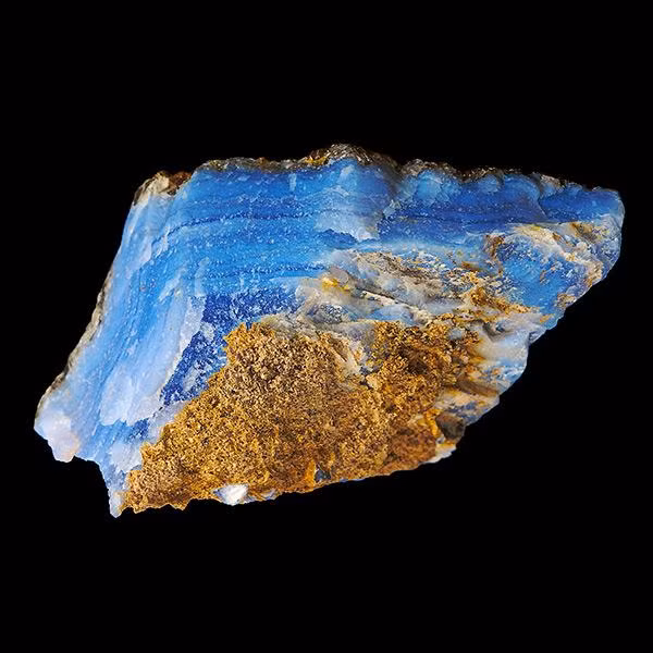 Mã não ren xanh được khai thác và sản xuất tại Brazil, Úc, Mexico và Madagascar. Ngoài ra nó còn được tìm thấy ở Trung Quốc và Nga. Mời các bạn xem video: Khung cảnh thiên nhiên tuyệt đẹp tại các quốc gia ít dân nhất thế giới. Nguồn: VTC. 