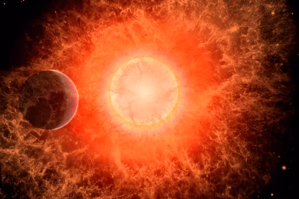 Giới thiên văn cho rằng khi kết thúc, Mặt Trời sẽ trở thành một tinh vân (nebula), hay một khối khí và bụi khổng lồ. Khi mất đi nhiệt lượng, Mặt Trời có nhiều khả năng sẽ trở thành tinh vân nhất.