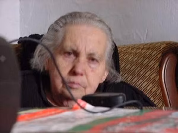 Có rất nhiều trường phái lý giải cho hiện tượng này tuy nhiên đến nay vẫn chưa có lời giải thích nào thật sự xác đáng, kể cả những lời giải thích về mặt tâm linh.