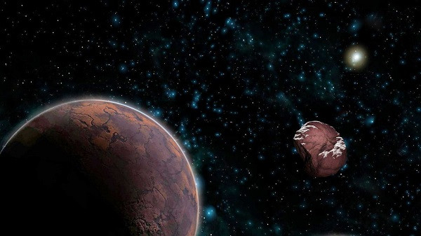 Các nhà nghiên cứu cũng ước tính được một số tính chất của hành tinh thứ 9, ví dụ khối lượng gấp 6,2 lần Trái Đất. Khi đạt điểm cận nhật, nó vẫn cách mặt trời tới 300 AU.