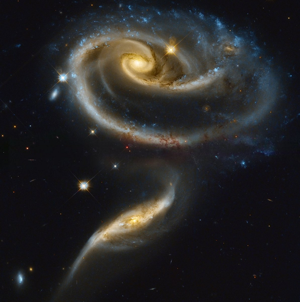 Tuy nhiên sau này, họ phát hiện ra ALMA có khả năng tốt hơn khi tìm kiếm các thiên hà bị che khuất bởi bụi vũ trụ, bởi hệ thống kính thiên văn này bắt được các tín hiệu có bước sóng dưới milimet.