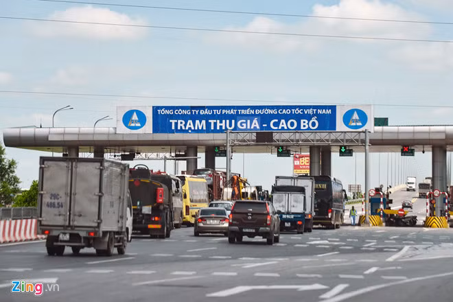 Trước đó, Bộ GTVT cho rằng một số nhà đầu tư gọi tắt "trạm thu giá" tạo ra những ý kiến trong dư luận. Ảnh: Việt Linh.