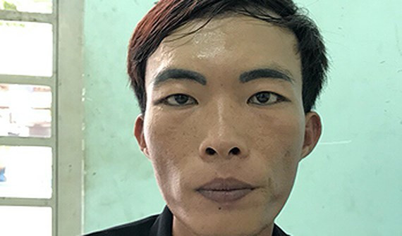 Thắng tại cơ quan công an.