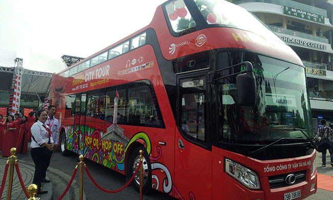 Theo lãnh đạo Trancerco, xe buýt 2 tầng phục vụ loại hình du lịch linh hoạt, kết hợp giữa vận chuyển và tham quan các danh thắng nổi bật của Hà Nội.