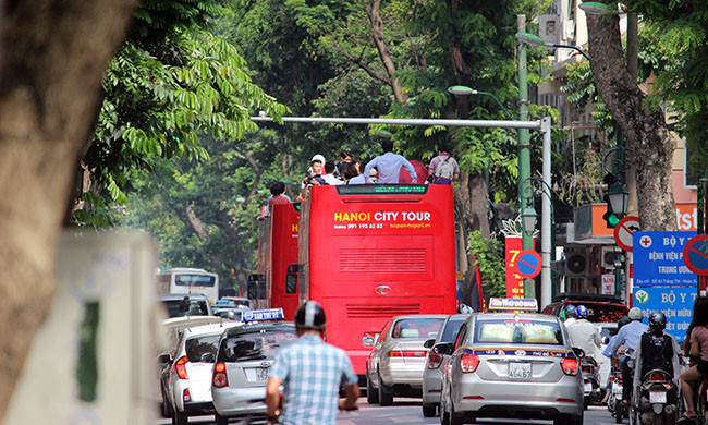 Bộ Giao thông Vận tải kỳ vọng buýt 2 tầng sẽ góp phần thúc đẩy phát triển du lịch trong các đô thị, đáp ứng mục tiêu đưa ngành du lịch trở thành ngành kinh tế mũi nhọn.