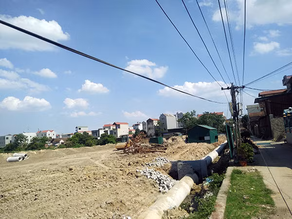 Bac Ninh: Danh can bo nha thau vi...tien ho tro khong thoa dang