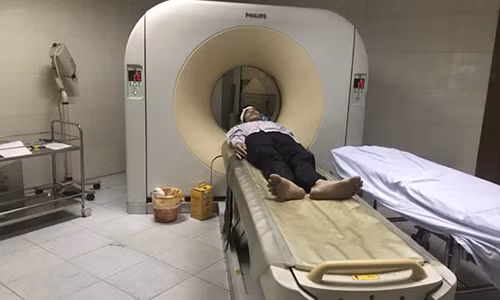 Tài xế Điềm nhập viện trở lại.