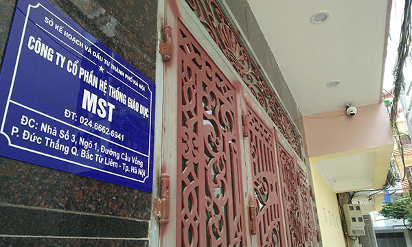 Co giao tieng Anh mang hoc sinh: Cong an lam viec voi Cong ty MST