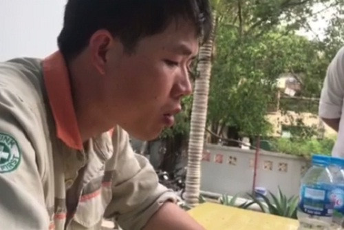 Anh Hoàng đau đớn, khóc cạn nước mắt trước nỗi đau, nỗi mất mát quá lớn của gia đình.