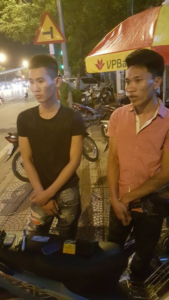 Hai đối tượng cùng tang vật tại chốt 141.