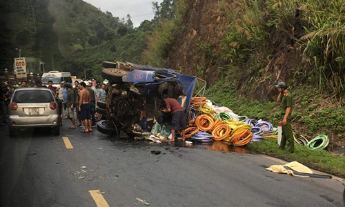 Tai nan lien hoan 4 nguoi thuong vong o Doc Cun, Hoa Binh